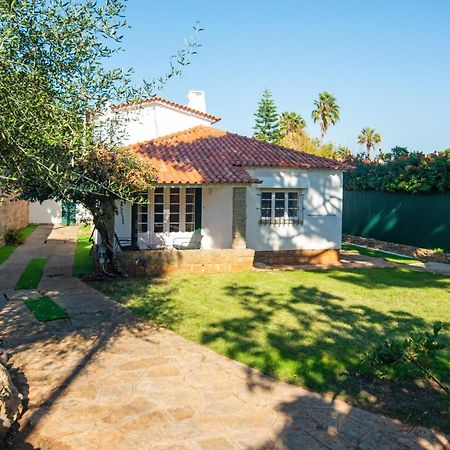 4-Bedroom House In Cascais, Near Guincho Beach Exteriör bild