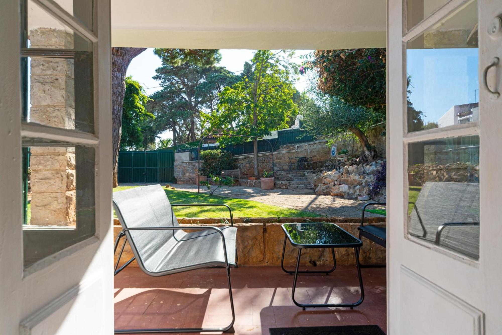 4-Bedroom House In Cascais, Near Guincho Beach Exteriör bild