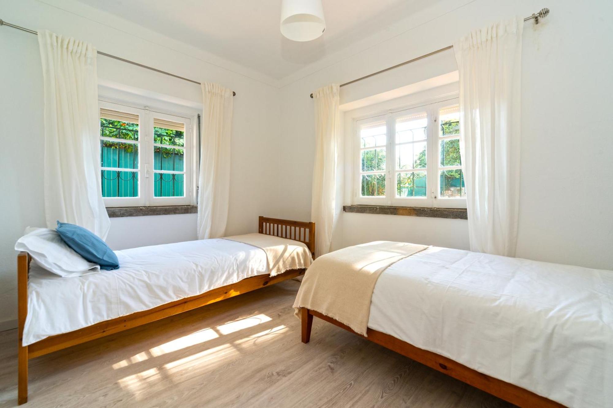 4-Bedroom House In Cascais, Near Guincho Beach Exteriör bild